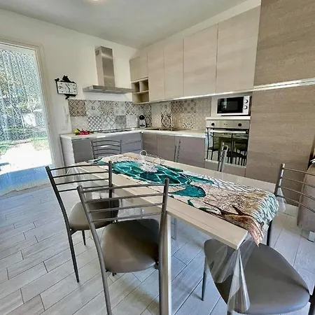 Casa Mac - Bifamiliare A 300 Mt Da Mare Casa vacanze *