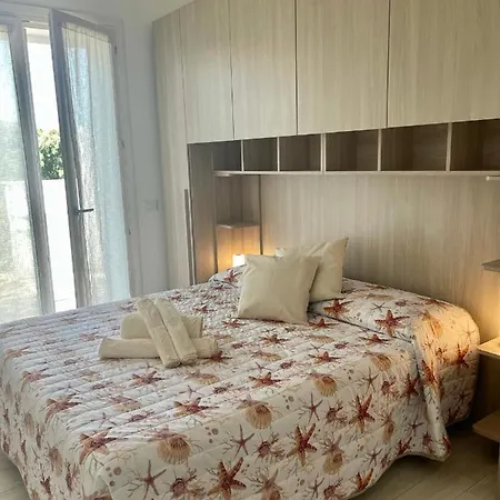 Casa vacanze Casa Mac - Bifamiliare A 300 Mt Da Mare *