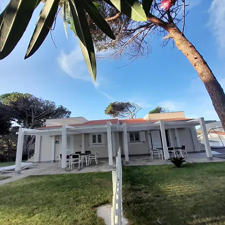 Casa vacanze Casa Mac - Bifamiliare A 300 Mt Da Mare Valledoria (Sardinia)